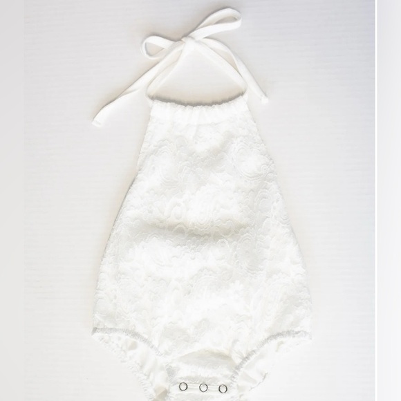Bailey’s Blossoms Drake Halter Romper White Lace Baby Size 3-6 Months NWT - Picture 1 of 8